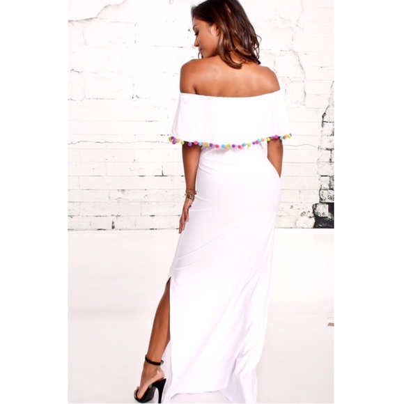 🌸LAST ONE🌸 White Pom Pom Maxi Dress - Picture 4 of 4